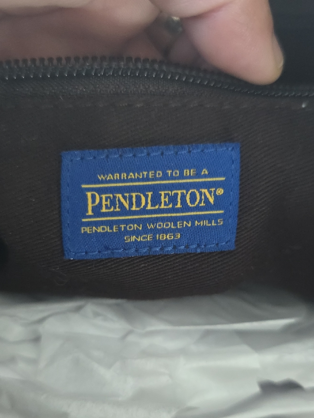 Pendleton Southwestern-style Wool Tote Bag - Picture 2 of 14